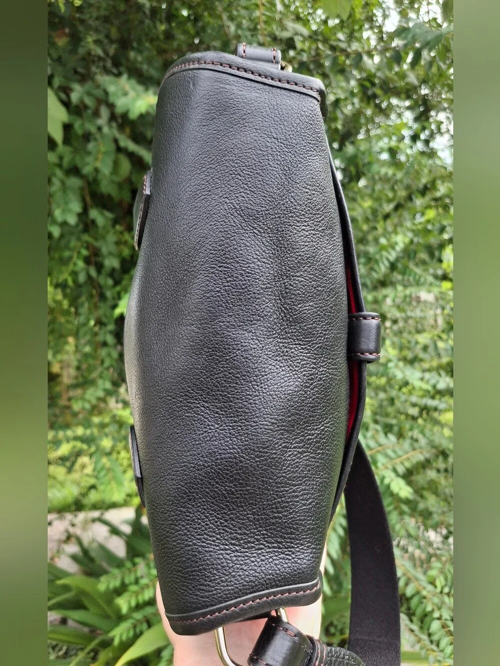 Dooney & Bourke retired dooney